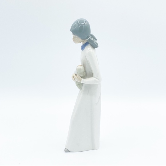Vintage - Casades Porcelain Figurine Of A Mother with Baby - Picture 3 of 10